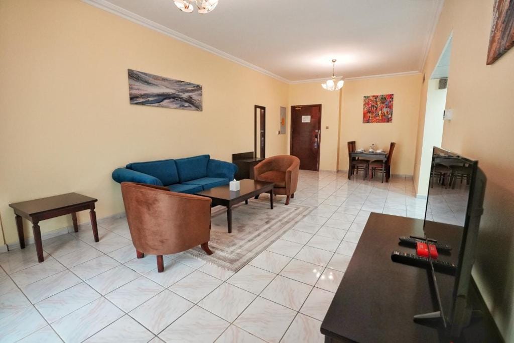Two-bedroom living room